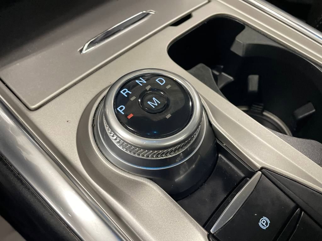 Certified 2020 Ford Explorer Platinum w/ Premium Technology Package AWD/4WD image 25