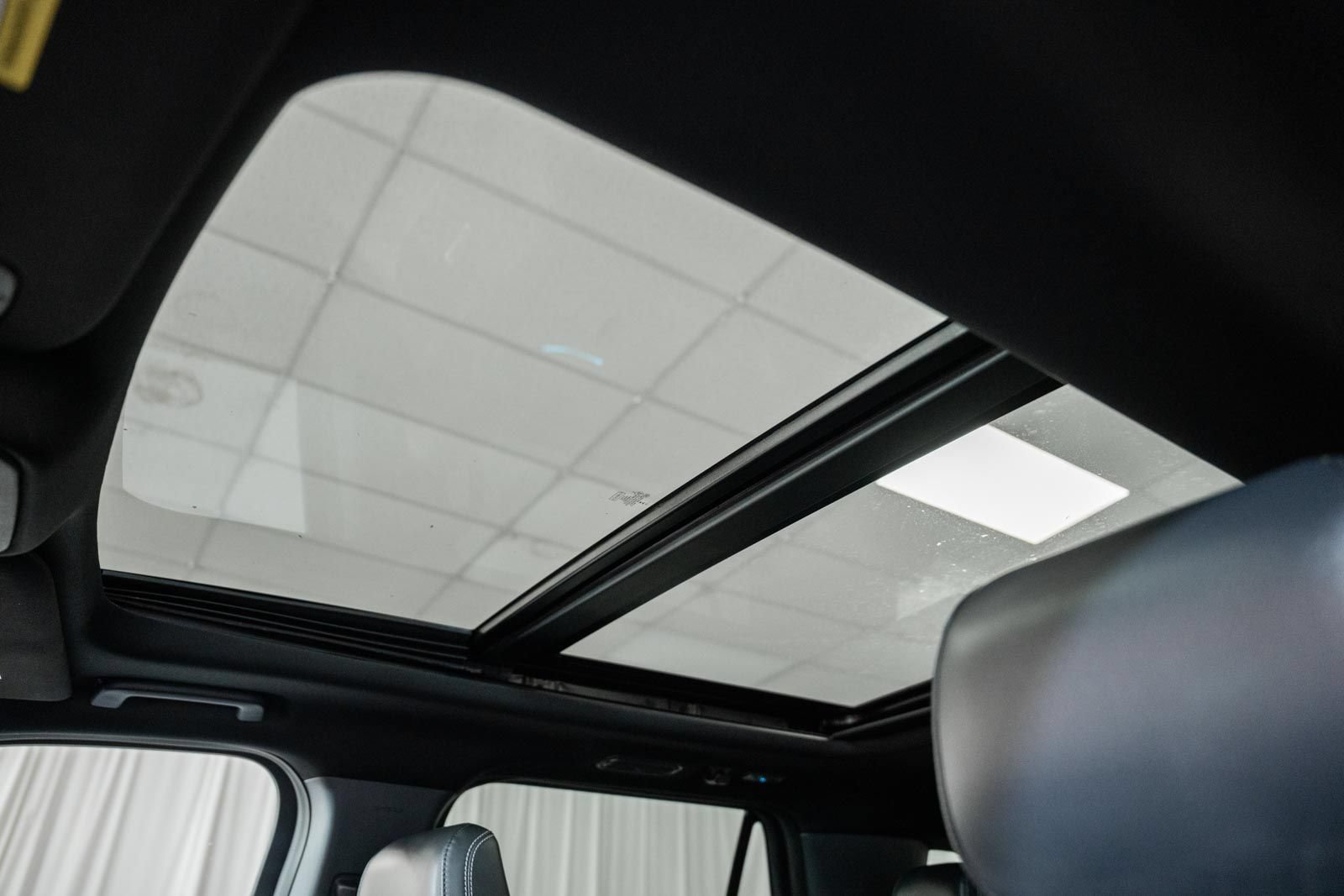Certified 2025 Ford Expedition Max Platinum w/ Stealth Appearance Package AWD/4WD image 50