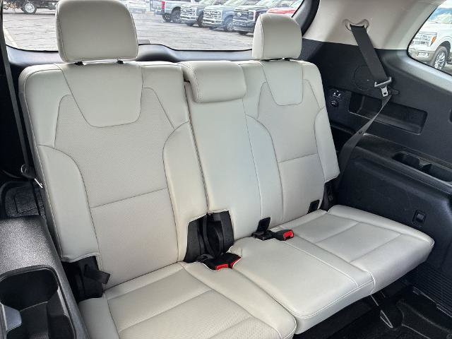 Used 2024 Kia Telluride S AWD/4WD image 16