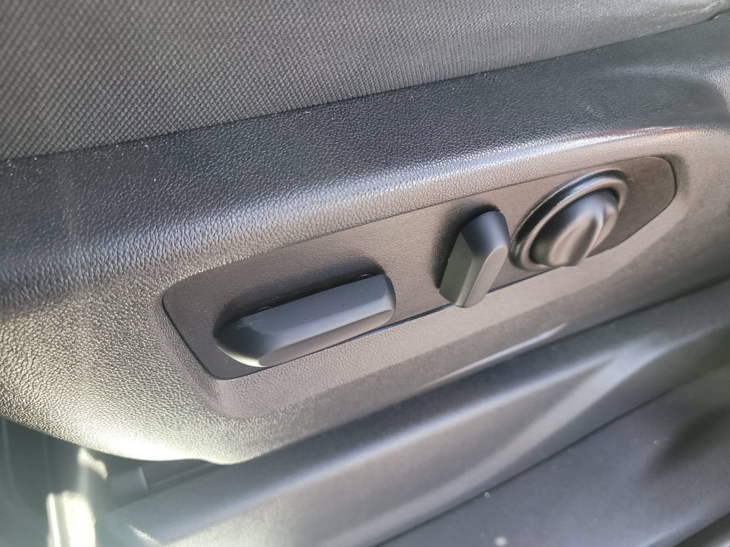 Used 2022 Chevrolet Silverado 1500 RST w/ Safety Package RWD image 18