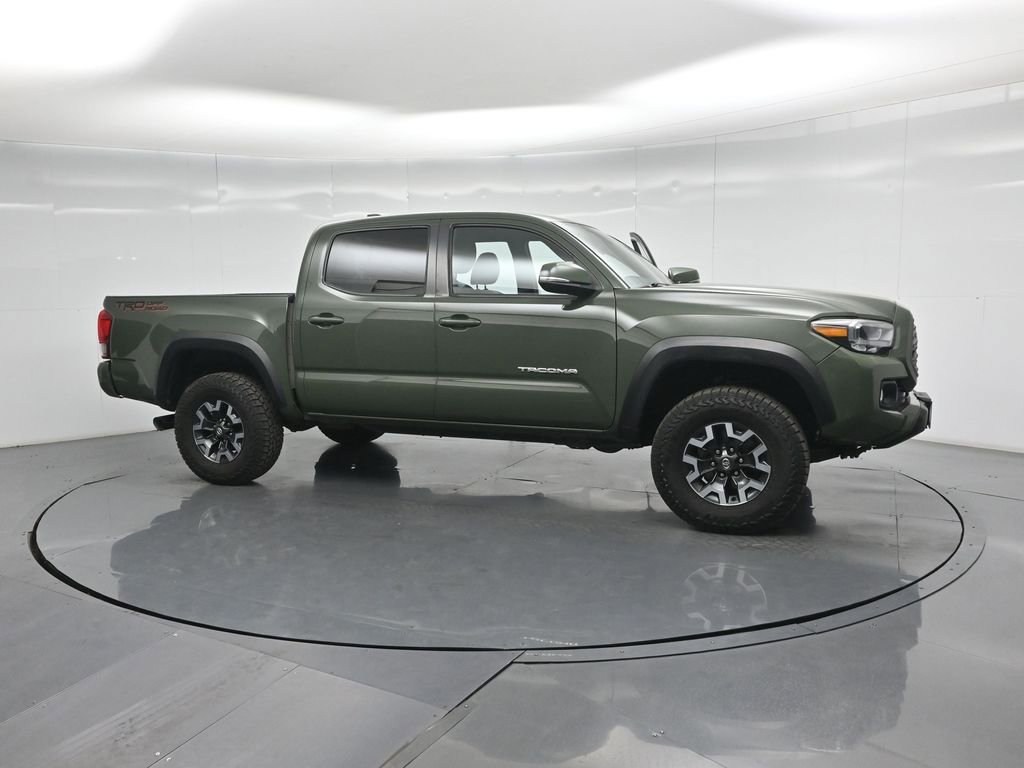 Used 2022 Toyota Tacoma TRD Off-Road w/ Technology Package RWD image 35