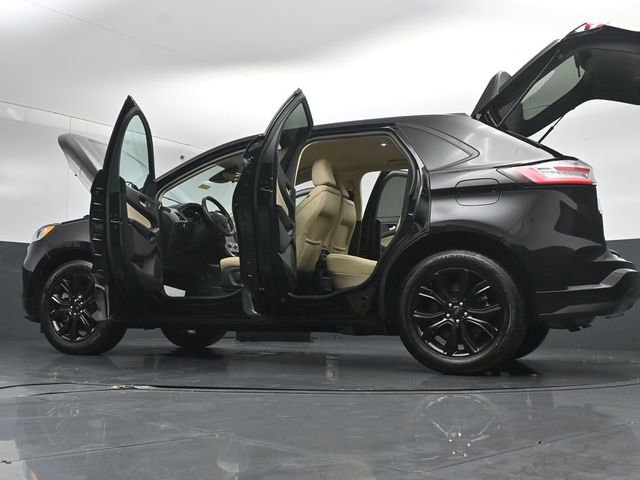 Certified 2024 Ford Edge SE w/ Black Appearance Package AWD/4WD image 56