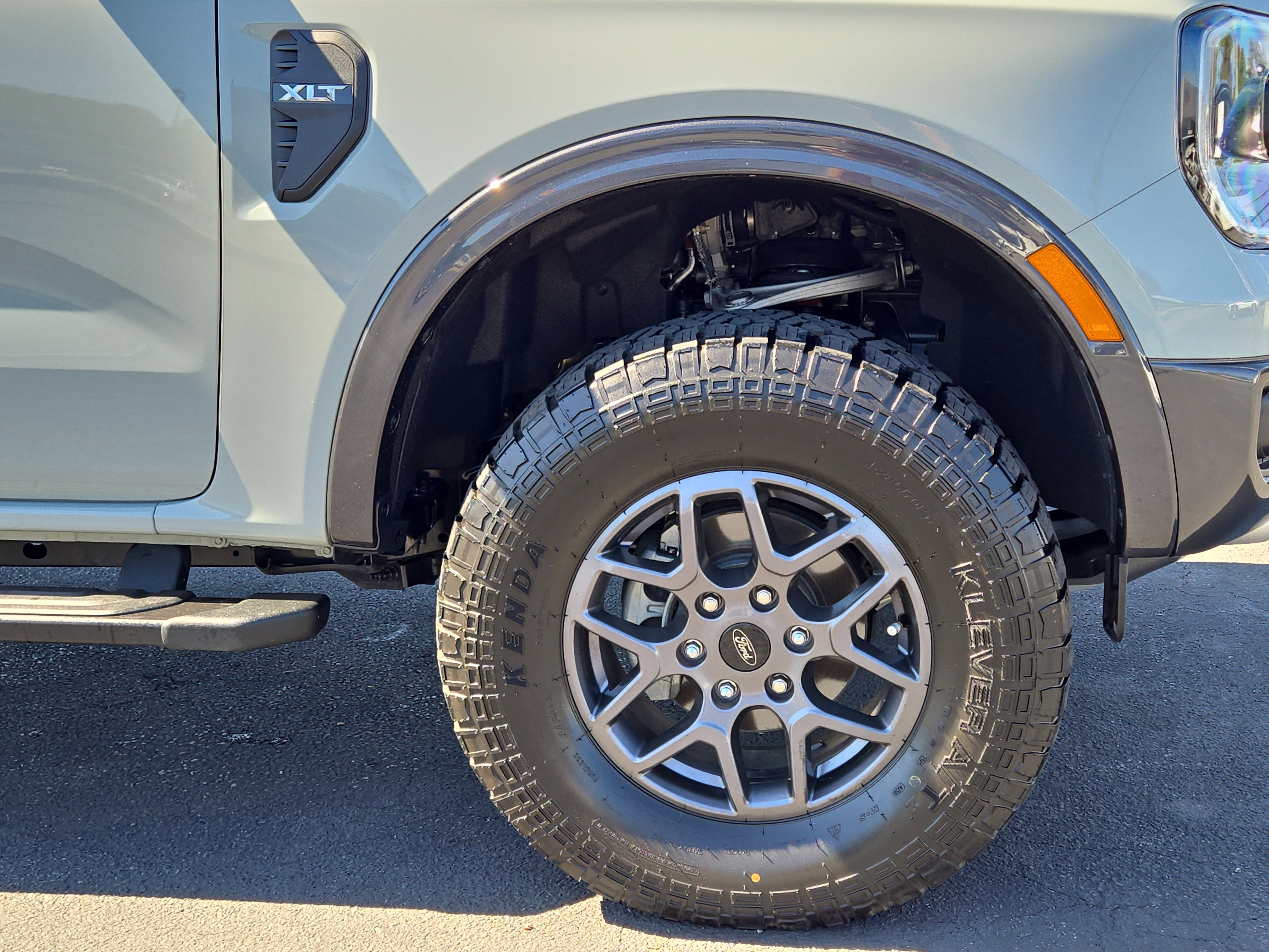 Certified 2024 Ford Ranger XLT w/ FX4 Off-Road Package image 11