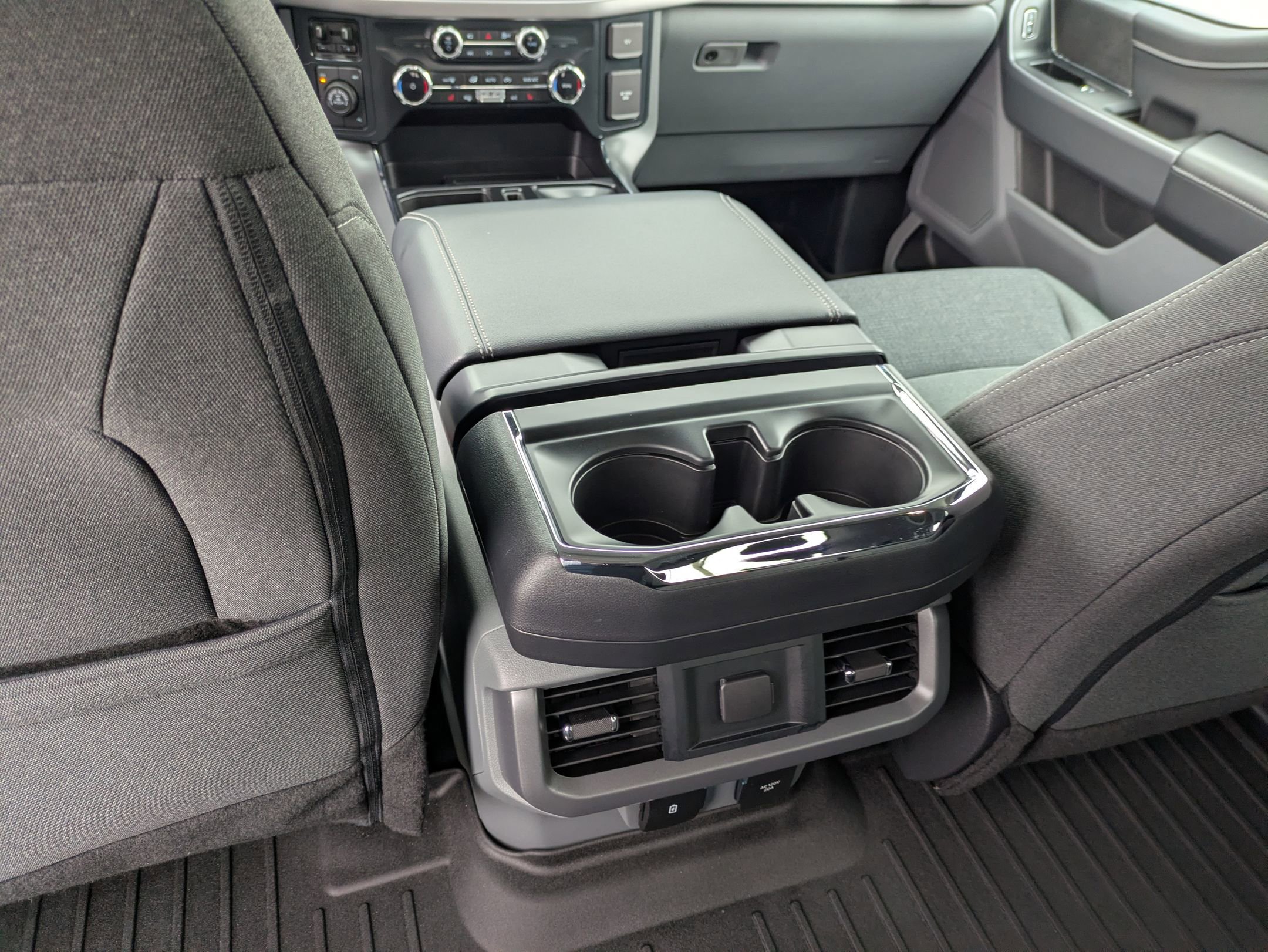 Certified 2025 Ford F150 XLT w/ Equipment Group 302A MID image 33