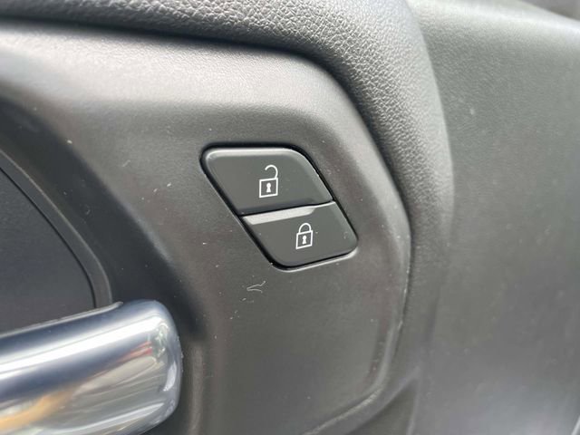 Used 2025 Chevrolet Silverado 1500 Custom Trail Boss AWD/4WD image 22