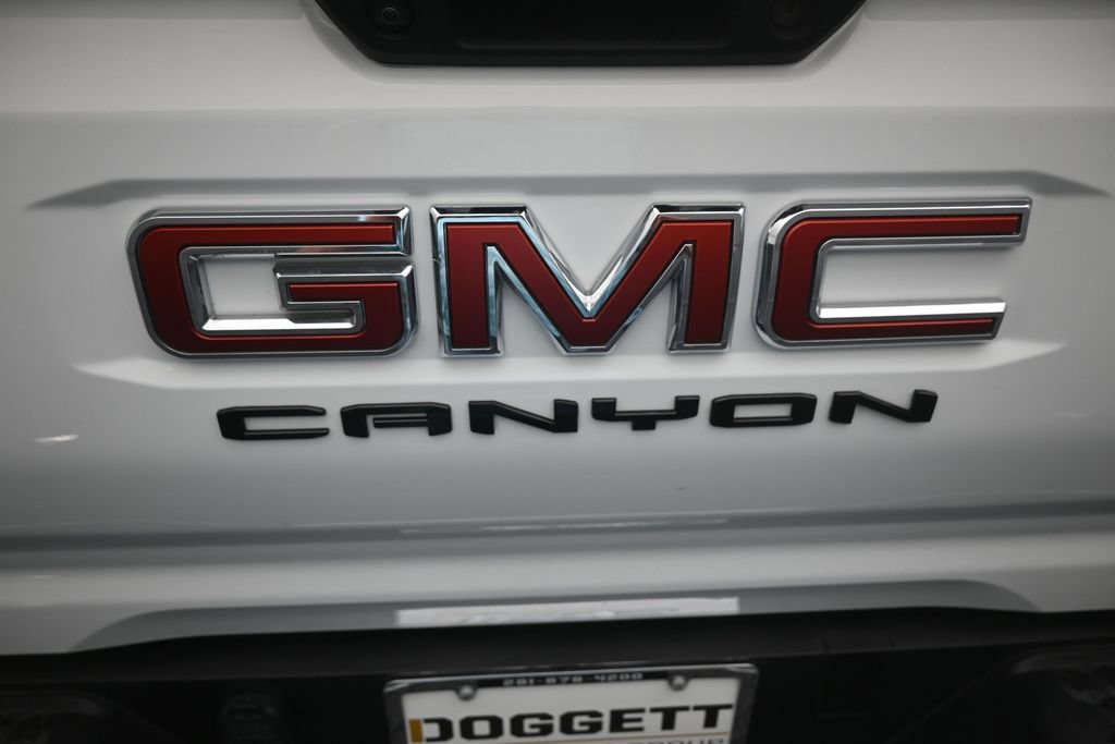 Used 2024 GMC Canyon AT4 w/ LPO, Off Road Lift Package AWD/4WD image 23