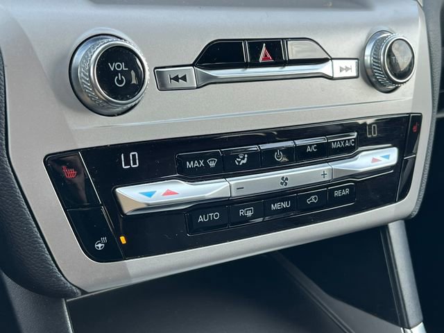 Certified 2020 Ford Explorer XLT w/ Equipment Group 202A image 32