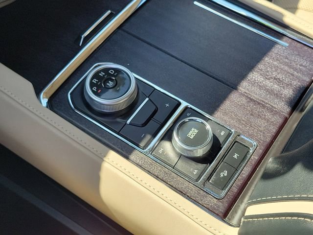 Certified 2023 Ford Expedition Platinum AWD/4WD image 13
