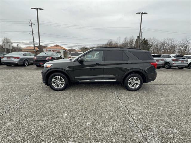 Certified 2023 Ford Explorer XLT w/ Equipment Group 202A AWD/4WD image 2