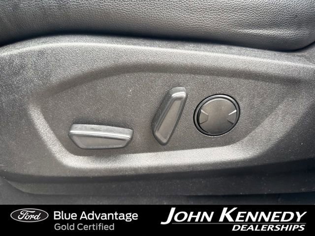 Certified 2024 Ford Edge Titanium w/ Equipment Group 301A image 3