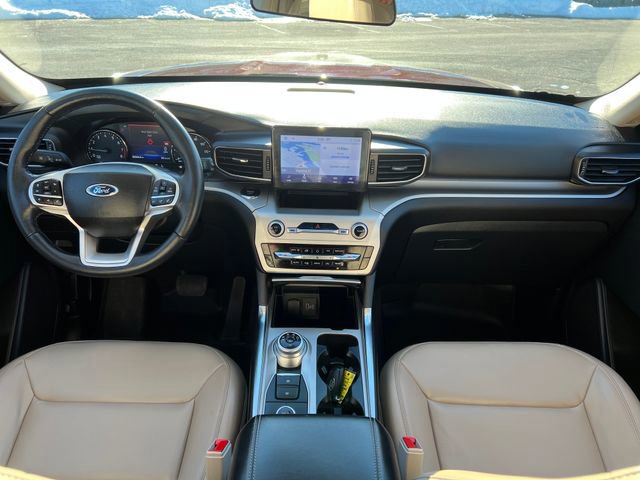 Certified 2022 Ford Explorer XLT w/ Equipment Group 202A image 35