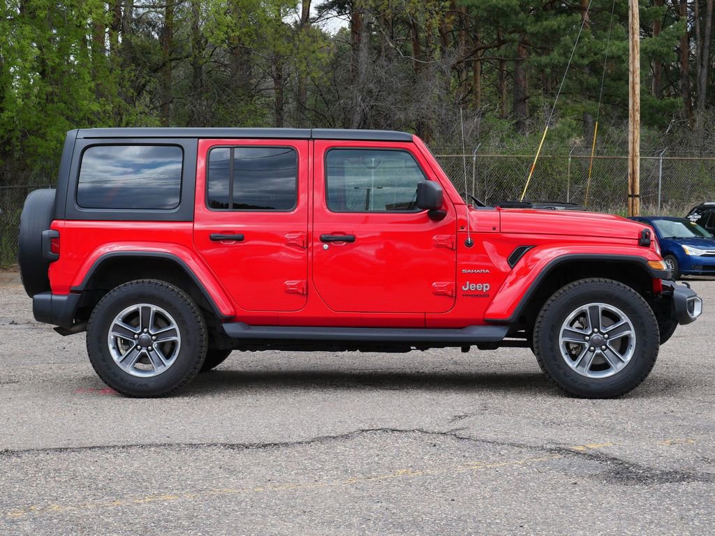 Used 2019 Jeep Wrangler Unlimited Sahara w/ Cold Weather Group AWD/4WD image 2