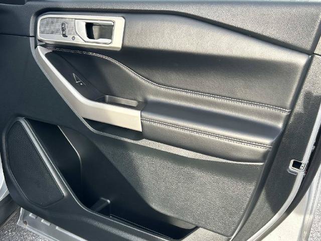 Certified 2023 Ford Explorer XLT w/ Equipment Group 202A RWD image 27