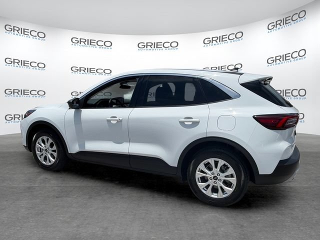 Certified 2024 Ford Escape Active FWD image 5