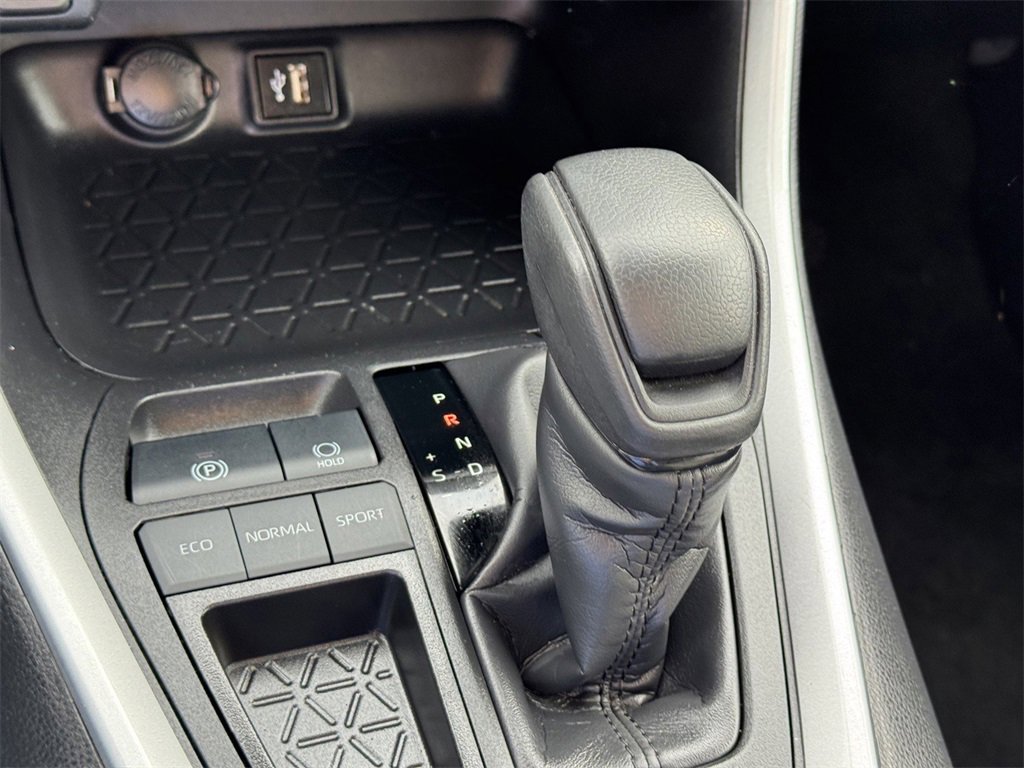 Used 2024 Toyota RAV4 XLE image 14