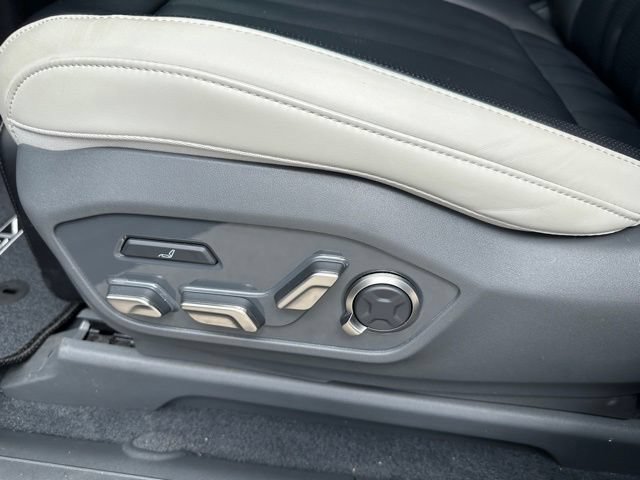 Used 2024 Kia EV9 GT-Line AWD/4WD image 22