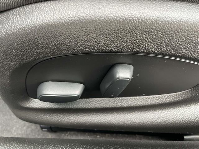 Used 2021 Chevrolet Camaro LT image 18