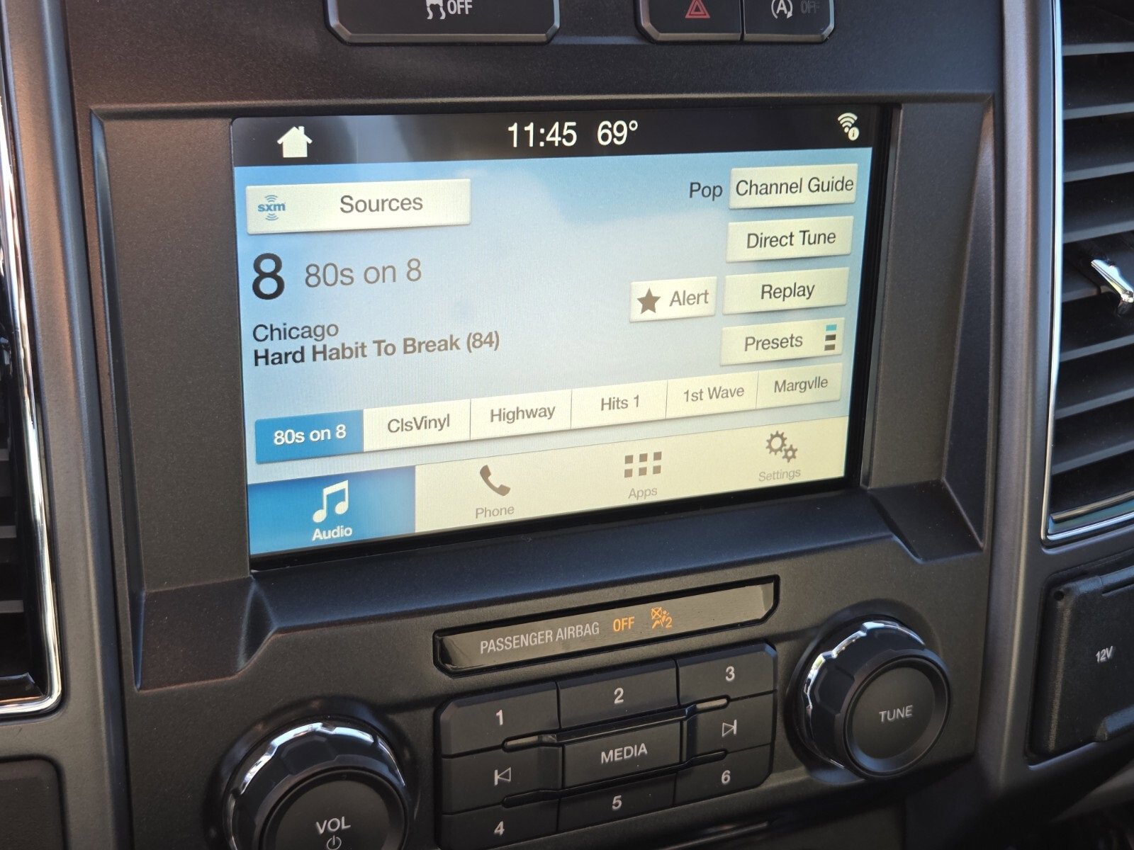 Certified 2018 Ford F150 XLT w/ Equipment Group 302A Luxury image 20