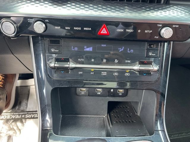 Used 2024 Kia Carnival SX Prestige FWD image 28