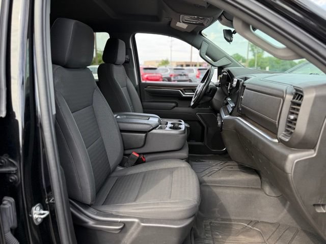 Used 2022 Chevrolet Silverado 1500 RST w/ Protection Package AWD/4WD image 16
