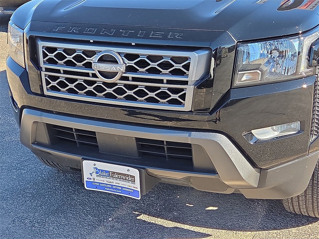 Used 2024 Nissan Frontier SV w/ SV Convenience Package image 7