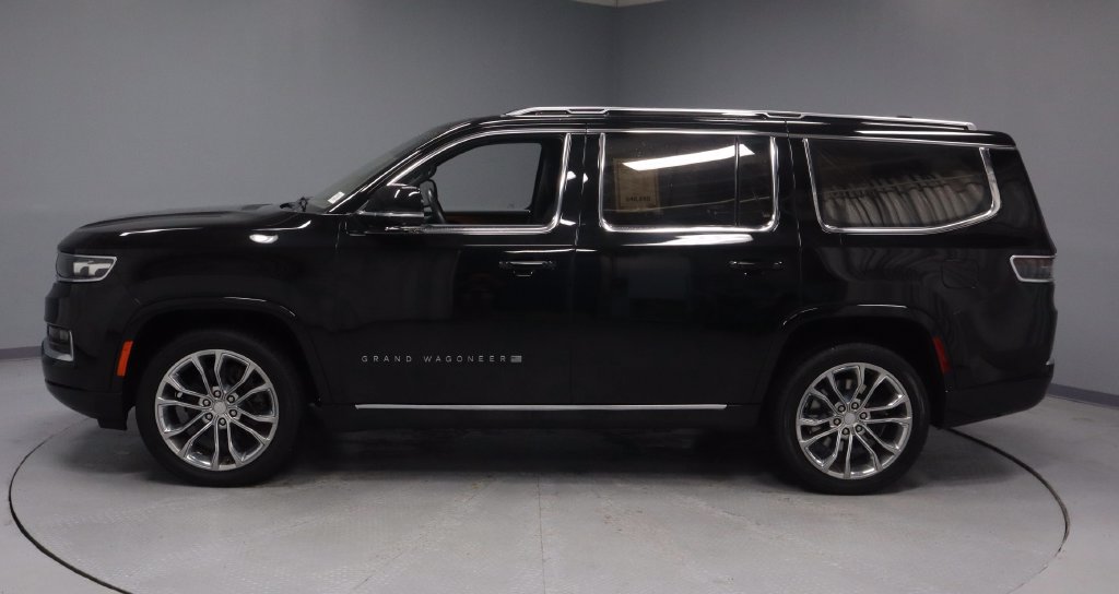 Used 2022 Jeep Grand Wagoneer Series II w/ Premium Group II AWD/4WD image 5