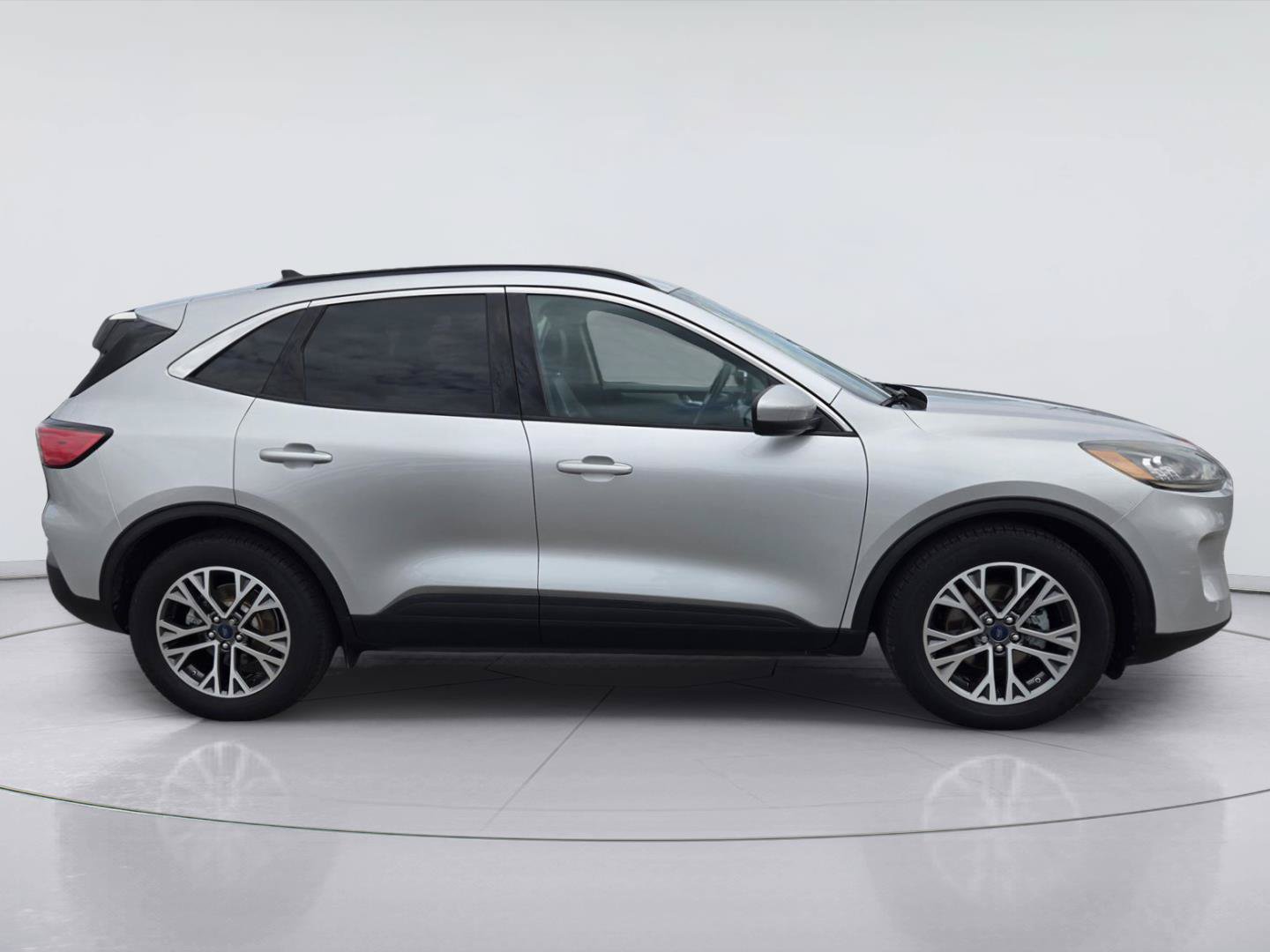 Certified 2020 Ford Escape SEL FWD image 4