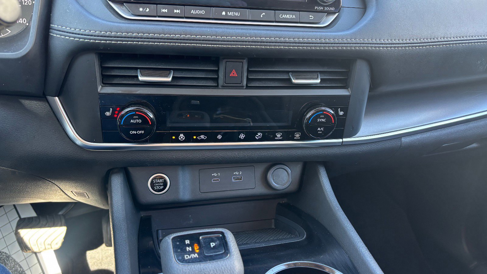 Used 2023 Nissan Rogue SV w/ SV Premium B Package image 50