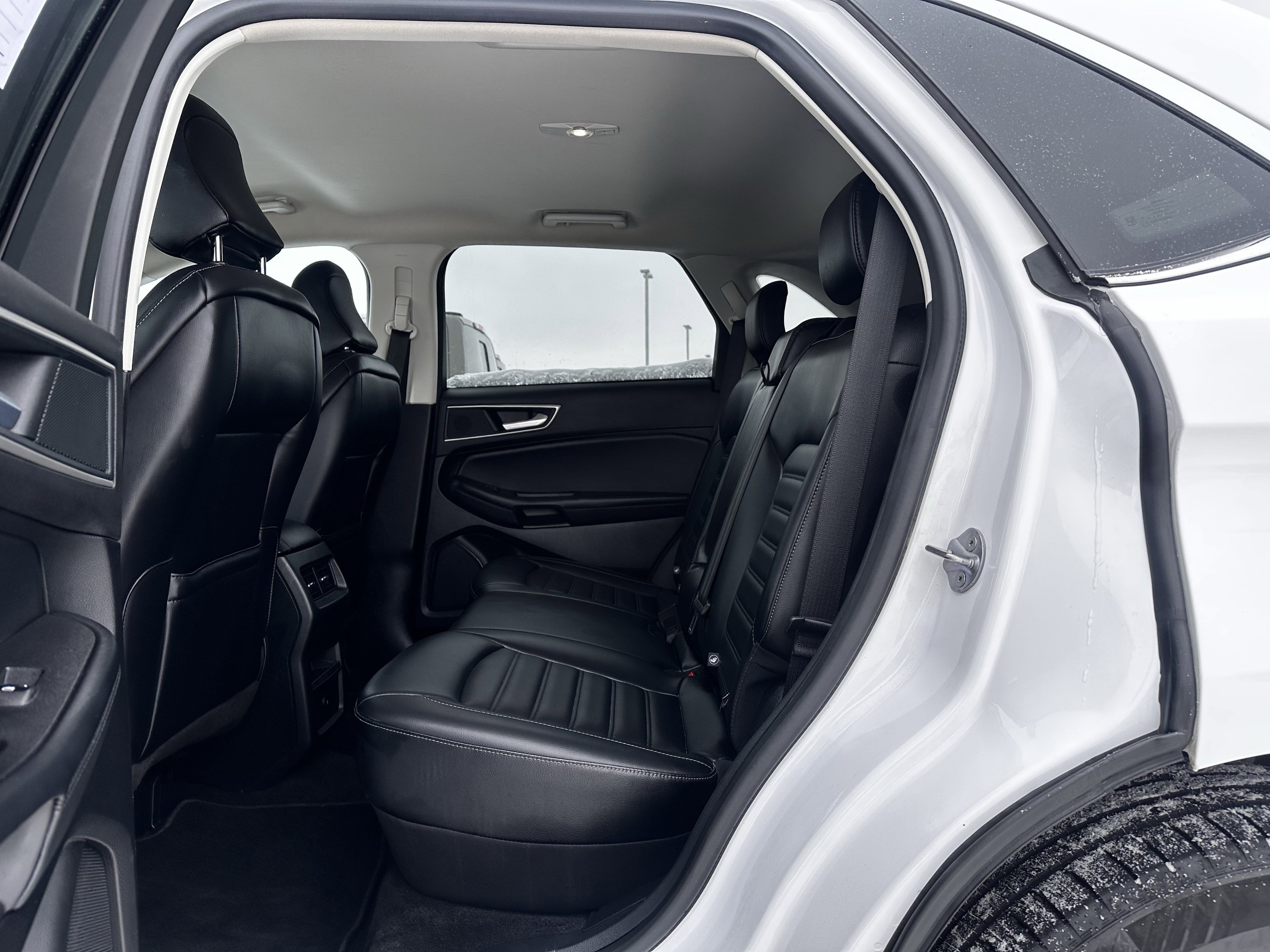 Certified 2024 Ford Edge SEL image 19