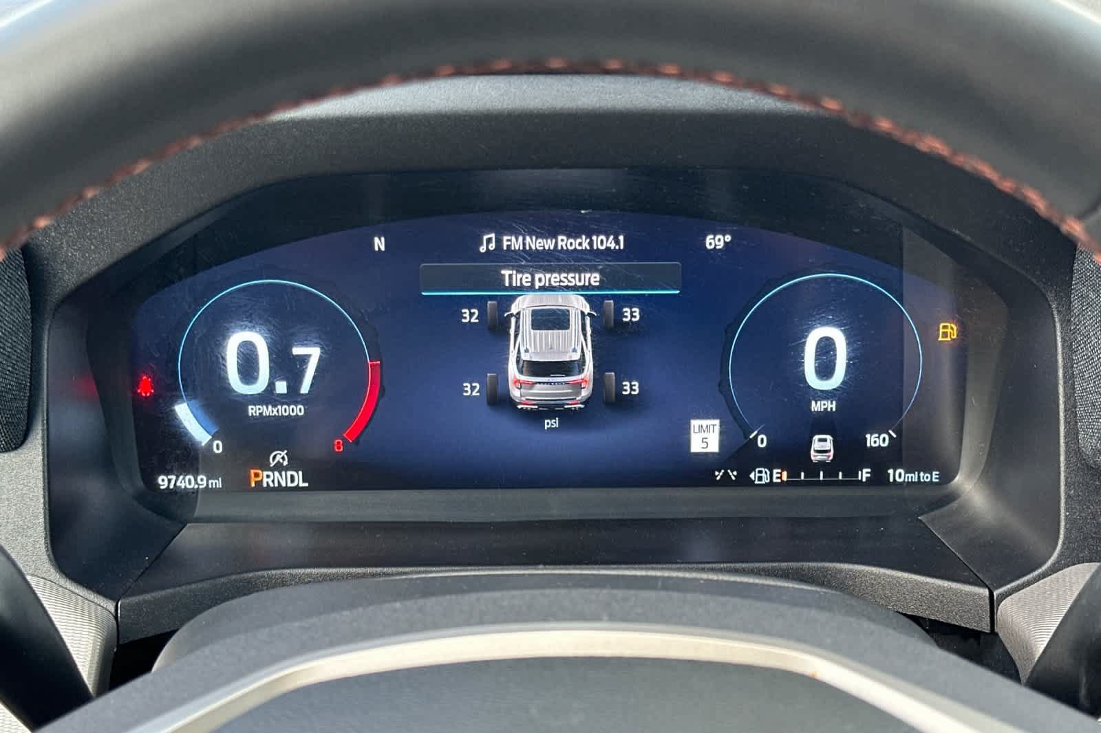 Certified 2025 Ford Explorer Active RWD image 27