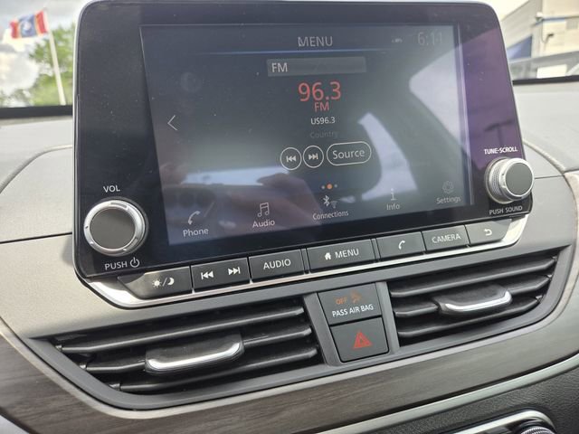 Used 2025 Nissan Altima 2.5 SV FWD image 6
