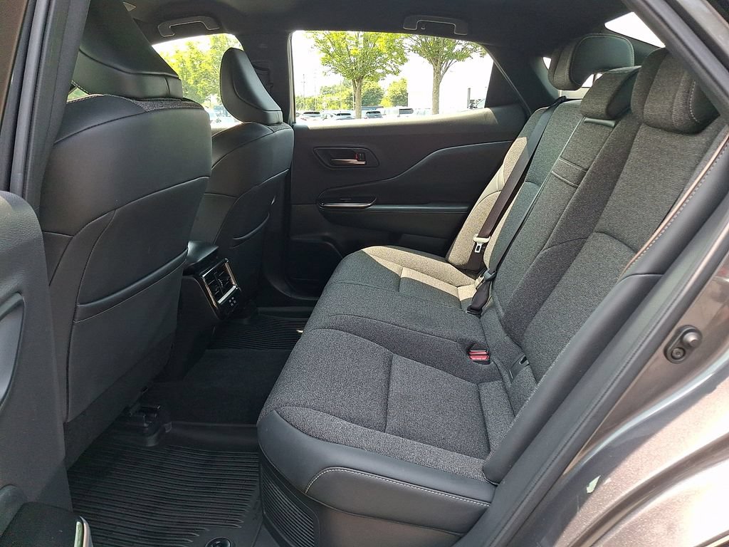 Used 2024 Toyota Crown AWD/4WD image 13