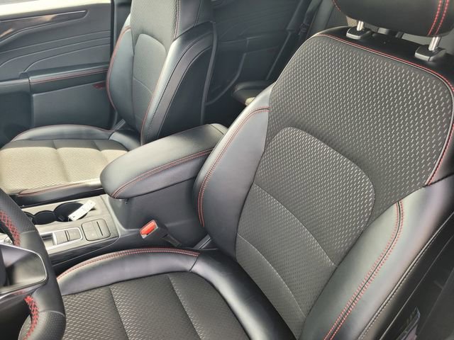 Certified 2025 Ford Escape ST-Line AWD/4WD image 11