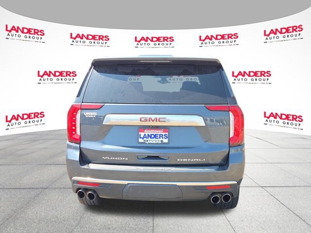 Used 2021 GMC Yukon Denali w/ Denali Premium Package AWD/4WD image 4