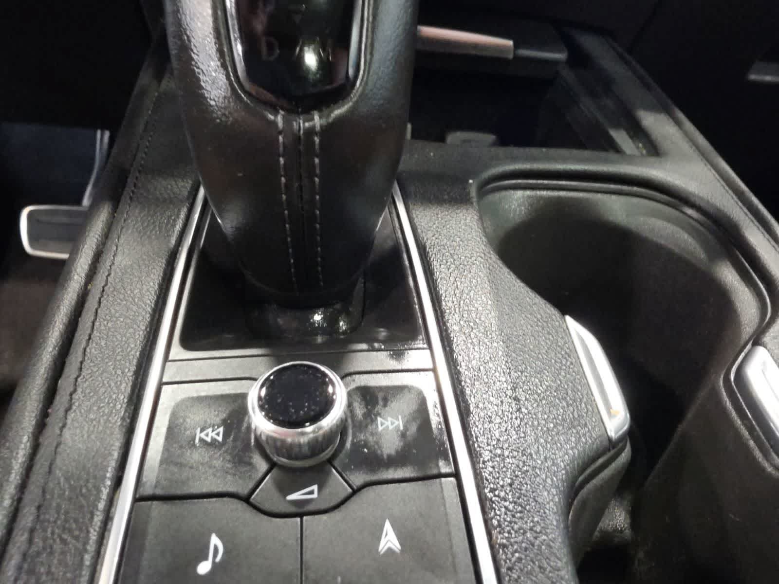 Used 2019 Cadillac XT4 Sport AWD/4WD image 22