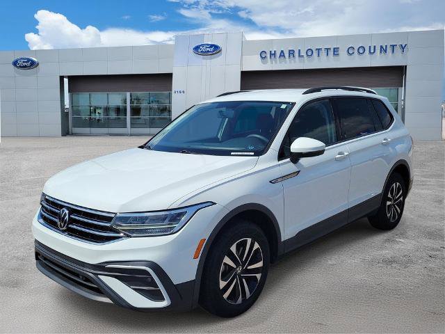 Used 2022 Volkswagen Tiguan S image 2