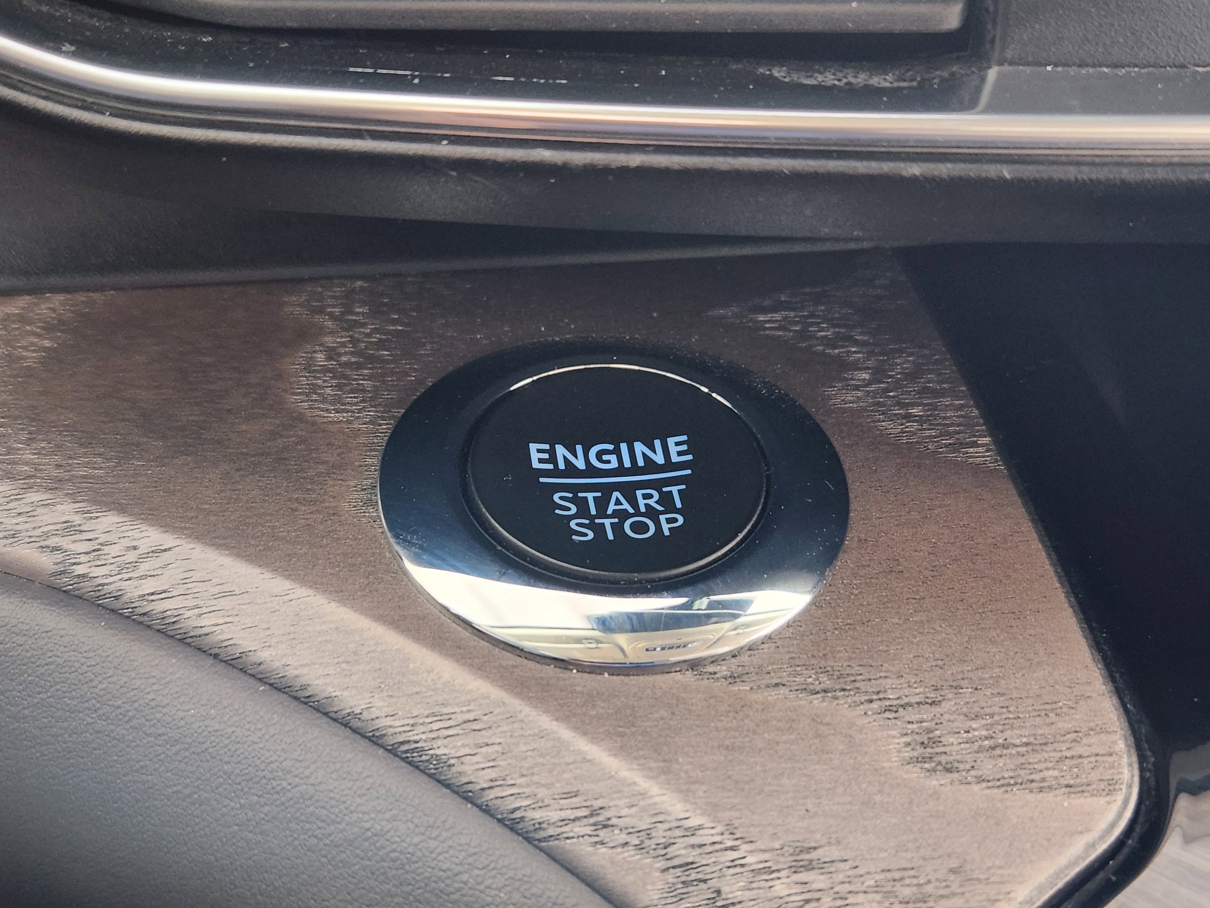 Certified 2022 Ford Explorer Platinum w/ Equipment Group 601A image 26