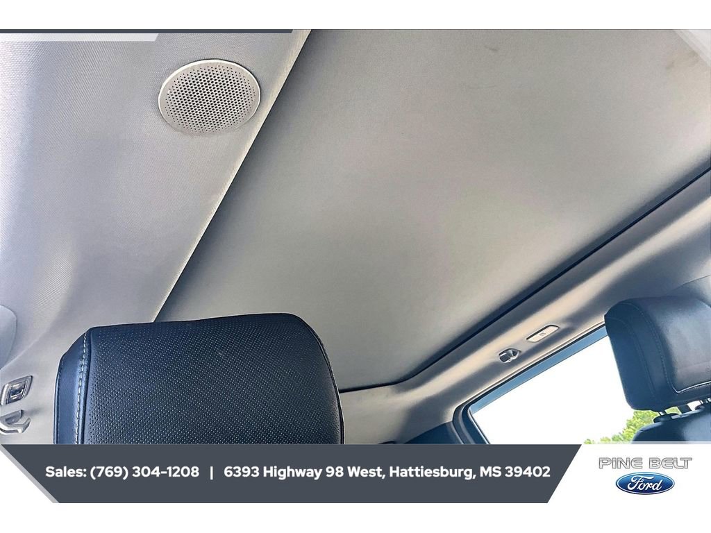 Certified 2023 Ford F250 Lariat w/ Lariat Ultimate Package AWD/4WD image 17