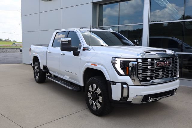 Used 2024 GMC Sierra 2500 Denali w/ Denali Reserve Package AWD/4WD image 7