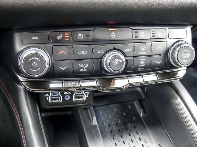 Used 2025 Dodge Durango R/T AWD/4WD image 27