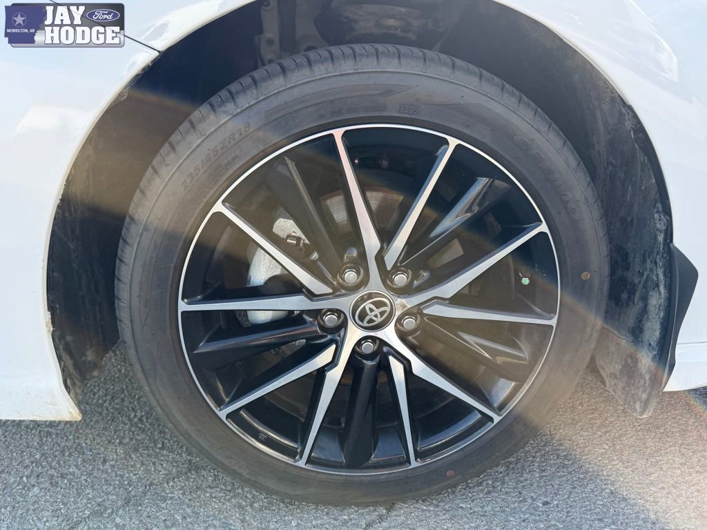 Used 2024 Toyota Camry SE w/ Convenience Package image 26