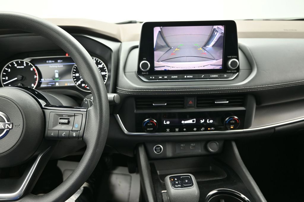 Used 2023 Nissan Rogue SV FWD image 21