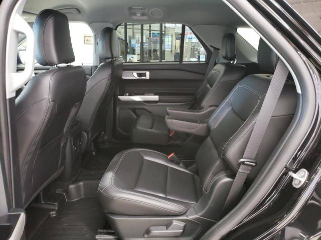 Certified 2024 Ford Explorer XLT w/ Equipment Group 202A AWD/4WD image 13
