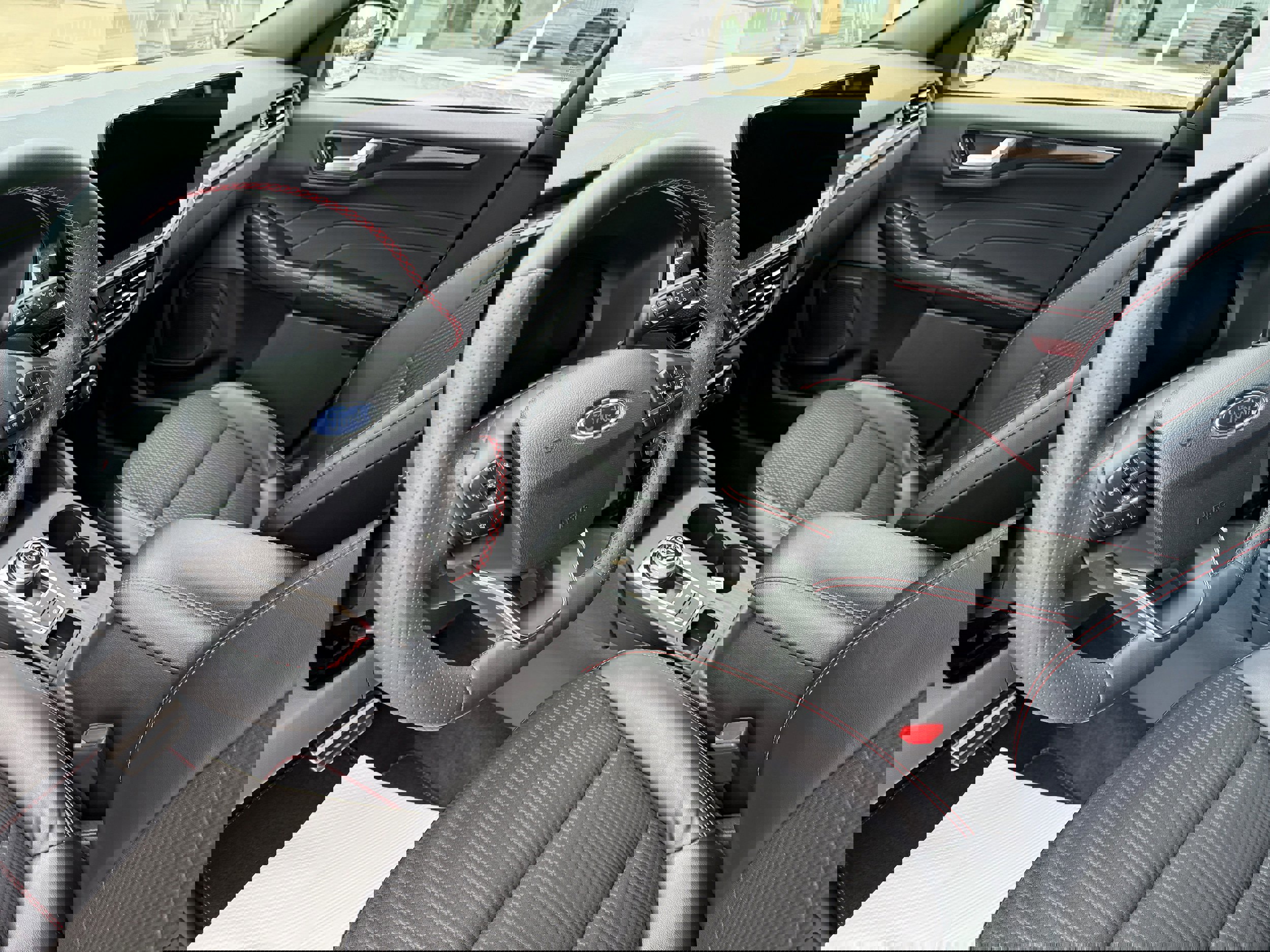 Certified 2023 Ford Escape ST-Line w/ Tech Pack #1 image 13