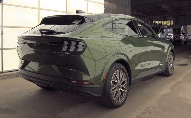 Certified 2025 Ford Mustang Mach-E Premium AWD/4WD image 5