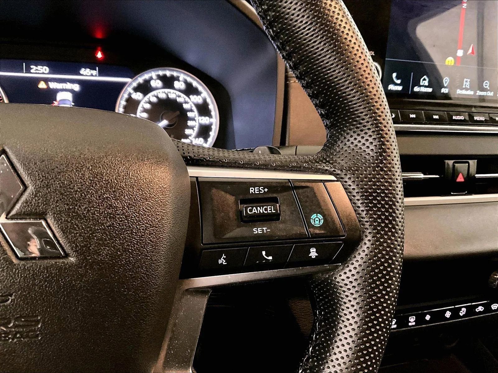 Used 2022 Mitsubishi Outlander SE AWD/4WD image 18