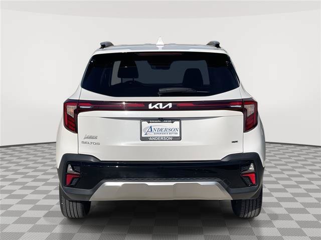 Used 2024 Kia Seltos S AWD/4WD image 8