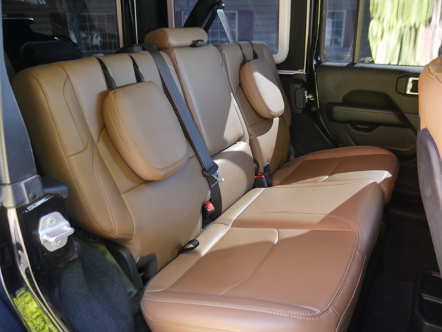 Used 2021 Jeep Wrangler Unlimited Rubicon 4xe w/ Steel Bumper Group image 36