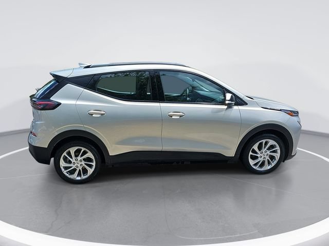 Used 2023 Chevrolet Bolt EUV LT w/ Driver Confidence Package FWD image 6