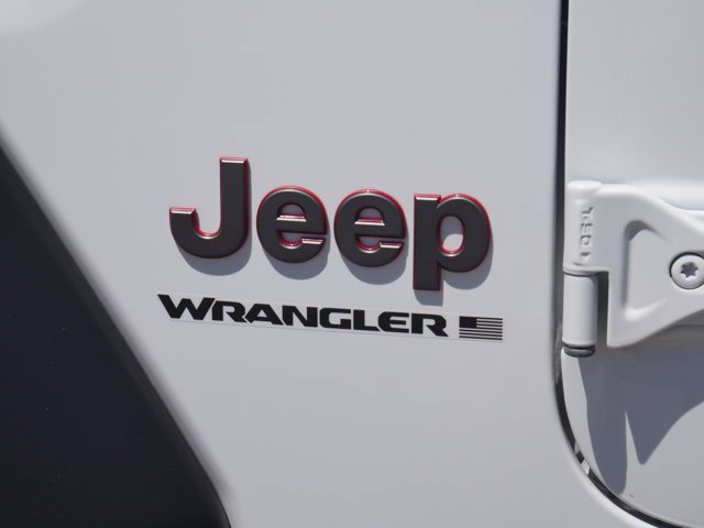 Used 2024 Jeep Wrangler Rubicon w/ Technology Group AWD/4WD image 18